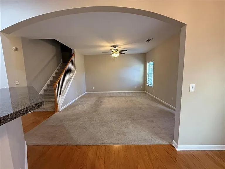 314 Pin Oak Ave — Photo 9