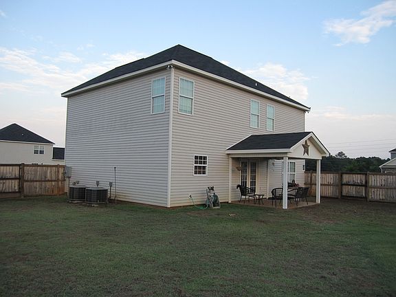 3rd image of 301 Cambrian Dr