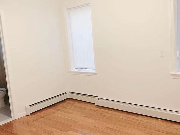4th image of 15028 23rd Ave Floor 2