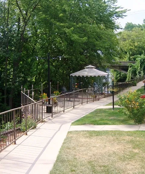 Millrace back sidewalk riverside_05092017