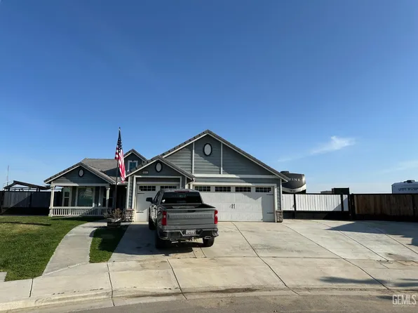 9000 Selma St, Bakersfield, CA 93313