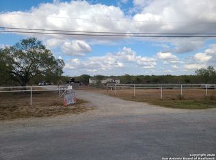 5425 Smith Rd, Von Ormy, TX 78073