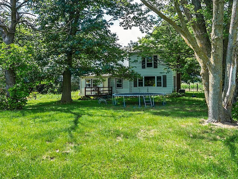 20 N Fawver Rd, Ridott, IL 61067 Zillow
