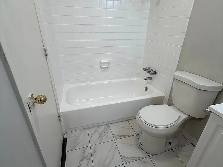 6504 Ravena Rd — Photo 15