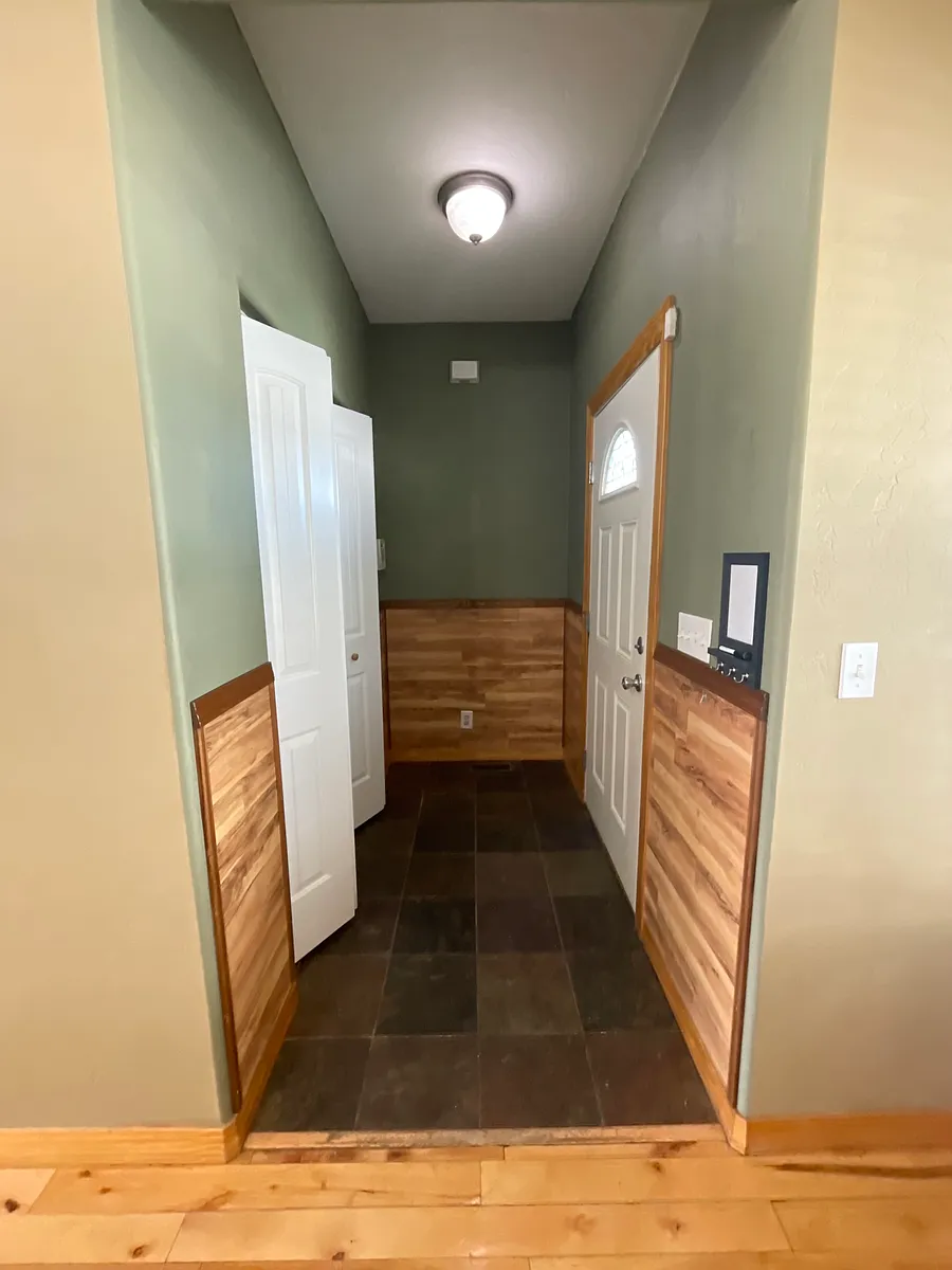 Building Photo - 624 Orange Grove Way