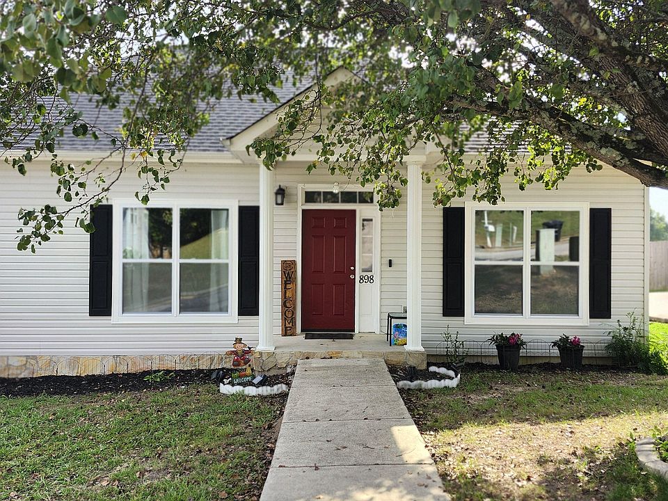 Front entrance 