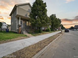 2319 Andrus St, Hamtramck, MI 48212