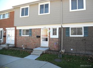 8140 Hettenberger Ave, Warren, MI 48093