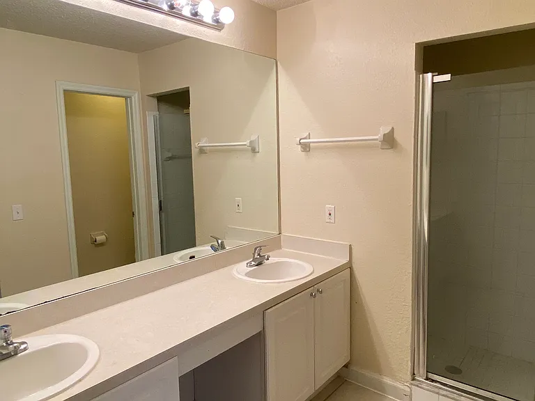 940 Douglas Ave #185 — Photo 6