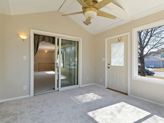 5th image of 9908 Pheasant Ln