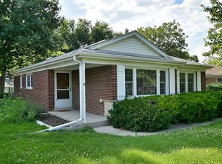936 S Monroe St, Hinsdale, IL 60521