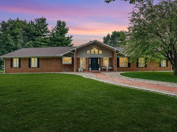 8277 Roberts Ridge Rd, Newburgh, IN 47630