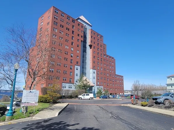 750 Davol St Unit 813, Fall River, MA 02720