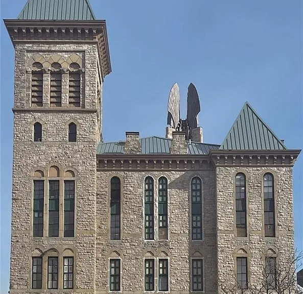 30 W Broad St #401 — Photo 1