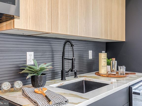 3rd image of 901 3rd St NE #304