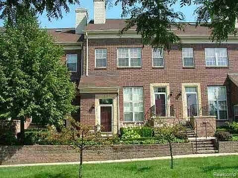 1st image of 2873 Biddle Ave