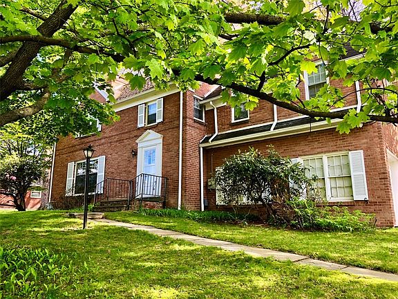 2nd image of 92 Audubon Ave