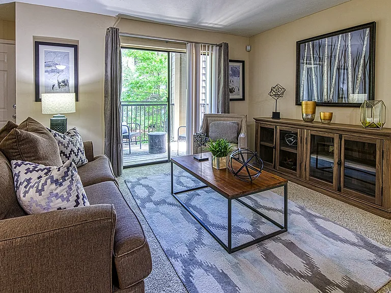 Legacy - Wynnwood Vinings Apartments