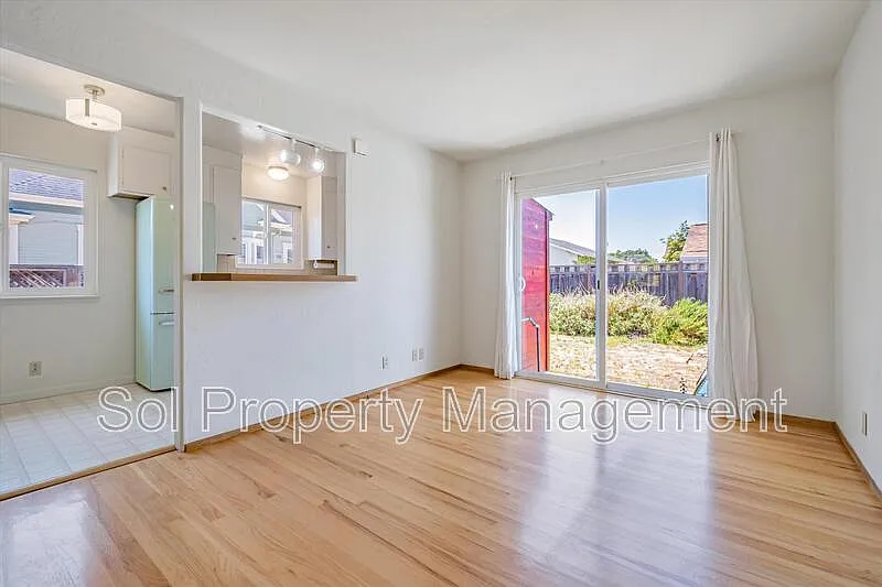 2 bed, 1.0 bath, 735 sqft, $3,450 — Photo 4