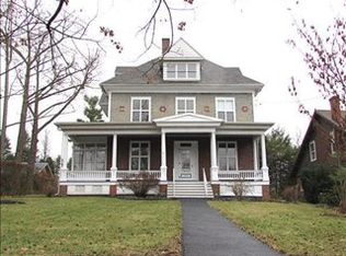 438 E Main St, Annville, PA 17003