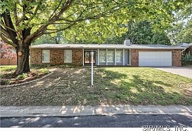 1st image of 81 Glendale Dr