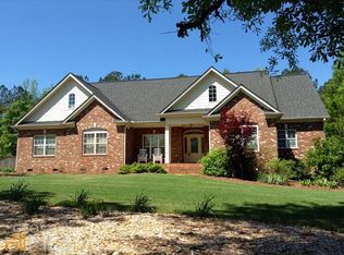 121 Maple Valley Dr, Jenkinsburg, GA 30234