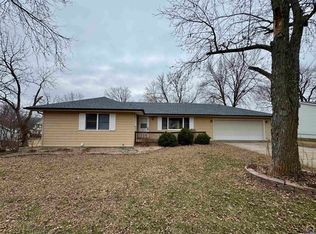 316 W 9th St, Alma, KS 66401