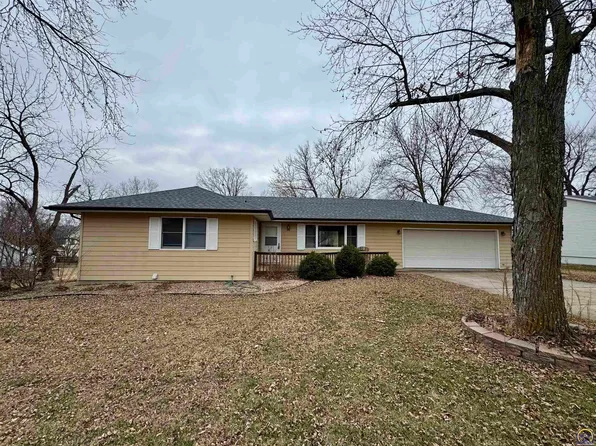 316 W 9th St, Alma, KS 66401