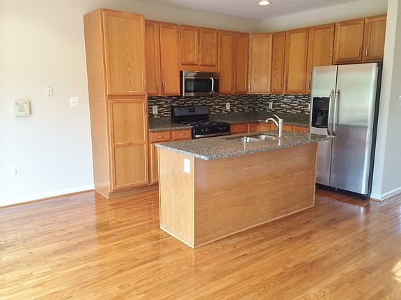 3rd image of 12839 Hunterbrook Dr