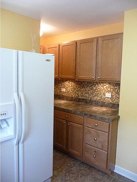 3rd image of 4052 N Odell Ave