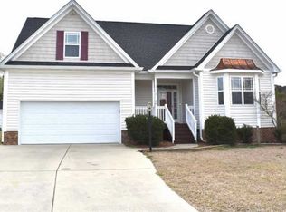 46 Woodfield Ct, Fuquay Varina, NC 27526