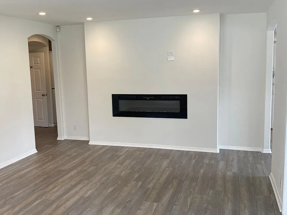 Entry Living Room
