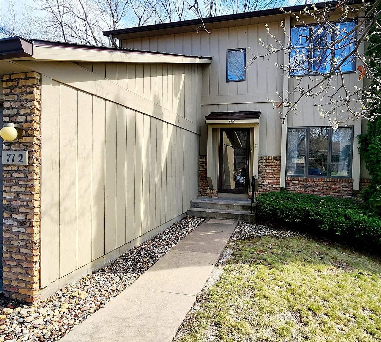 712 51st Ave, East Moline, IL 61244 Zillow