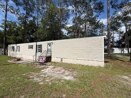 109 SW Socket Gln Photo 1