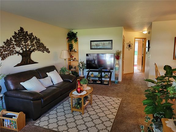 3rd image of 112 Pine Ridge Drive #7