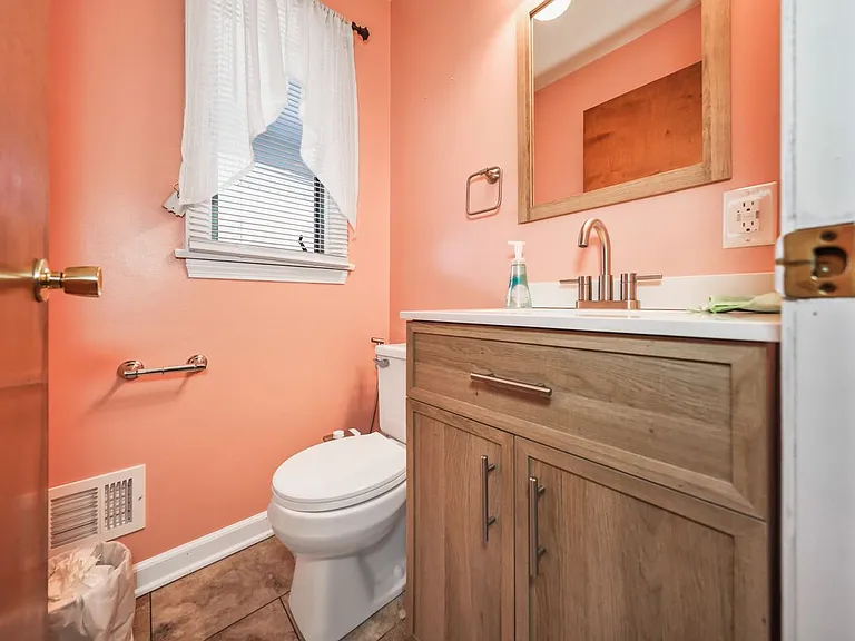41 Trout Brook Dr — Photo 27