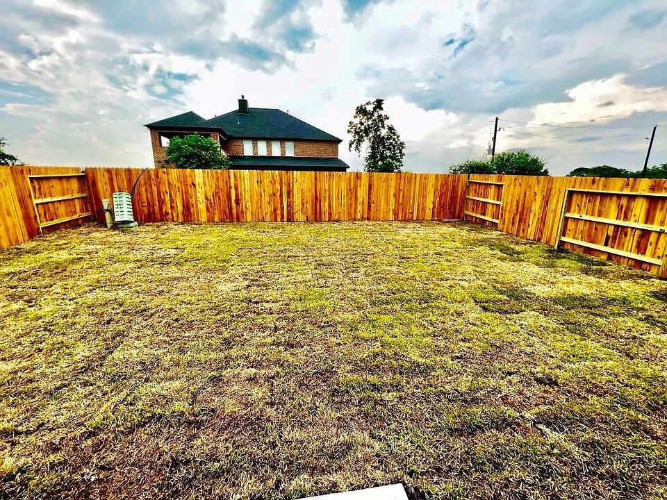 1st image of 24242 High Country Dr