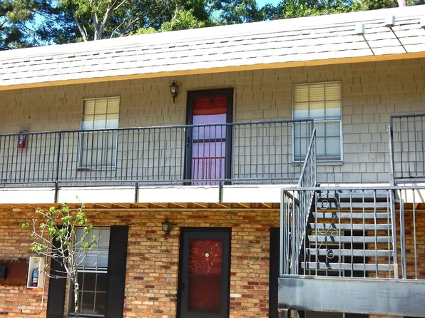 1600 N 7th St APT 6, Longview, TX 75601