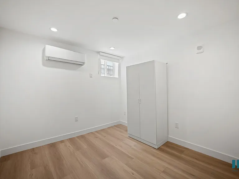 429 N Hayworth Ave — Photo 70