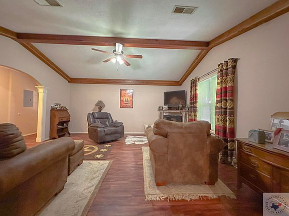 3rd image of 541 County Road 3014