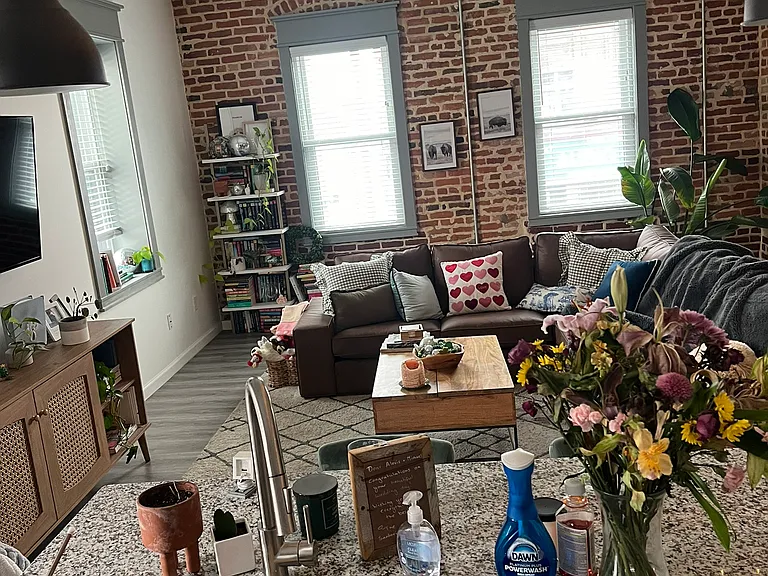 218 E Main St #2-D — Photo 5