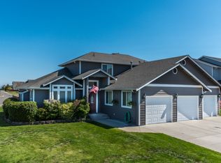 1706 SW Springfield Ct, Oak Harbor, WA 98277