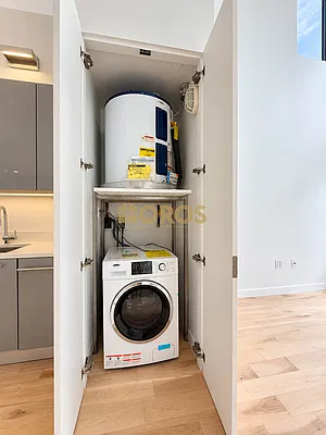 Laundry, photo 1