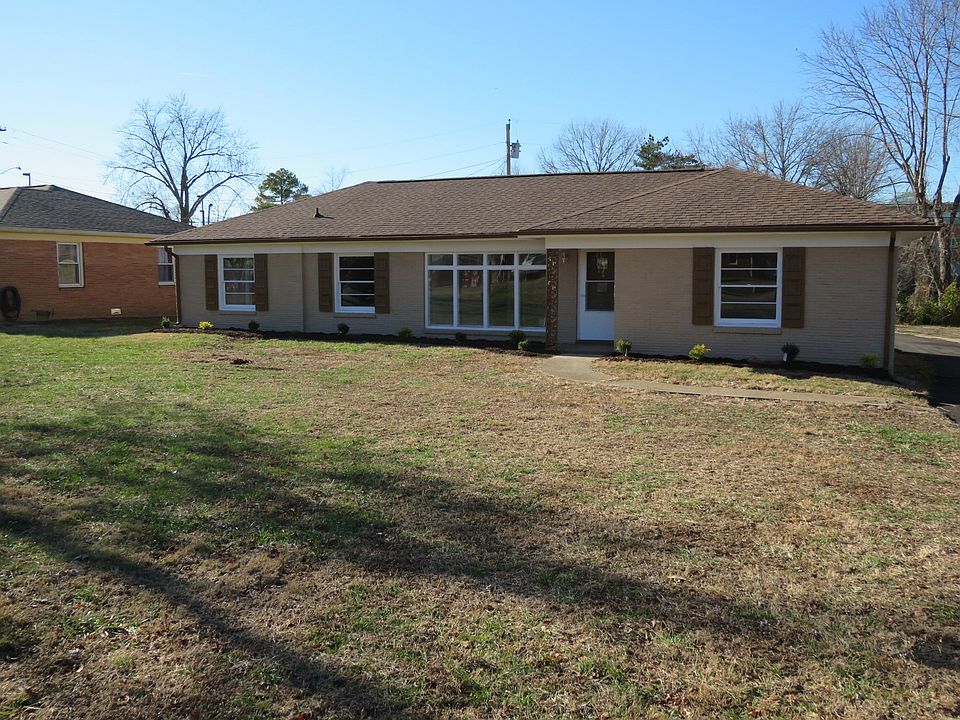 1st image of 322 North Dr