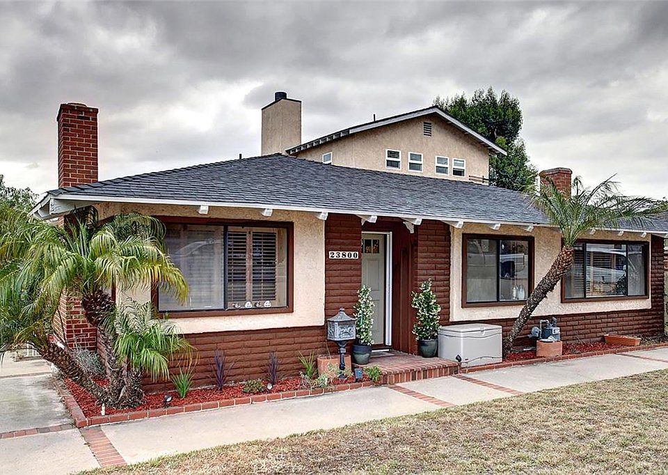 1st image of 23800 Cabrillo Ave