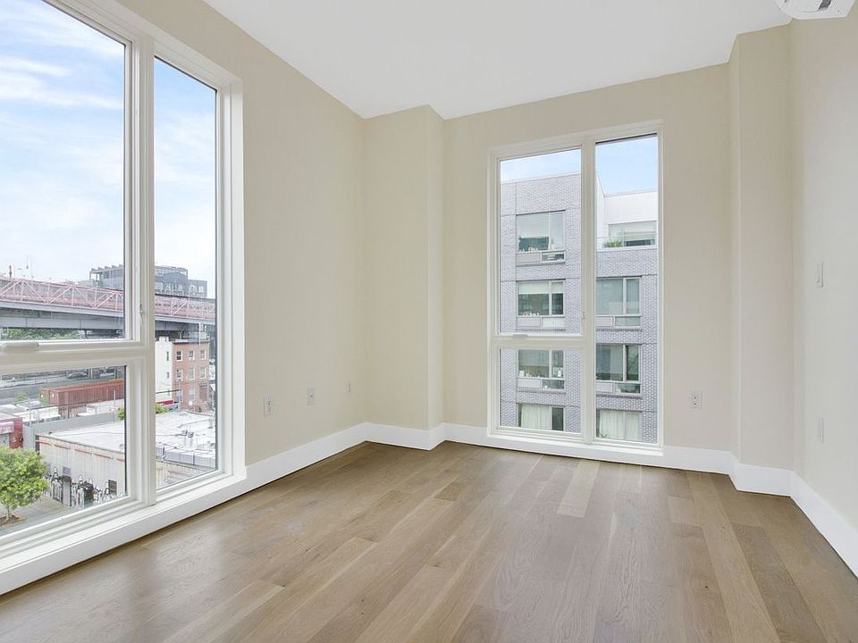 1st image of 440 Wythe Ave APT 7D