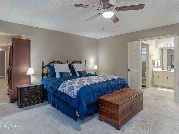 4th image of 109 Lancashire Dr