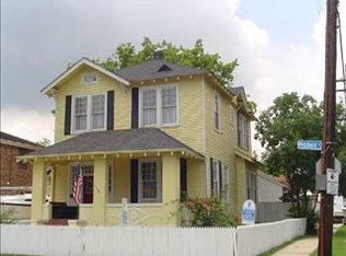 8430 Pritchard Pl, New Orleans, LA 70118