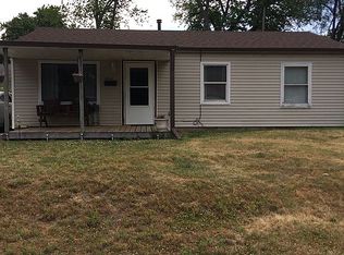 1613 Koch St, Pekin, IL