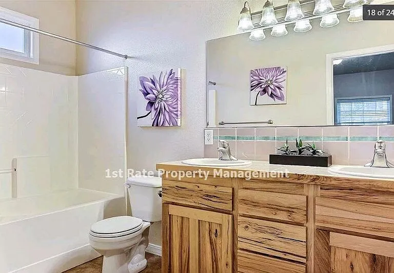 828 W Rollins St — Photo 14